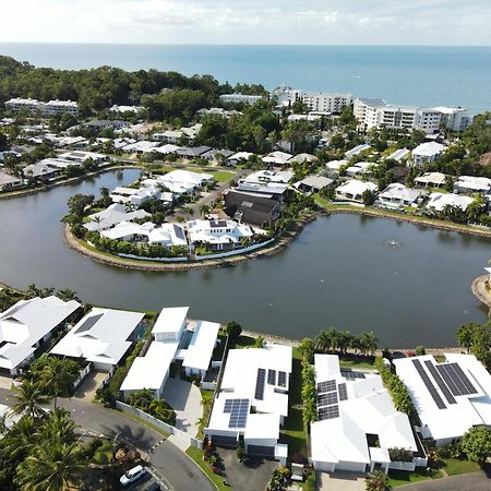 Blue Lagoon Villas Trinity Beach Bagian luar foto